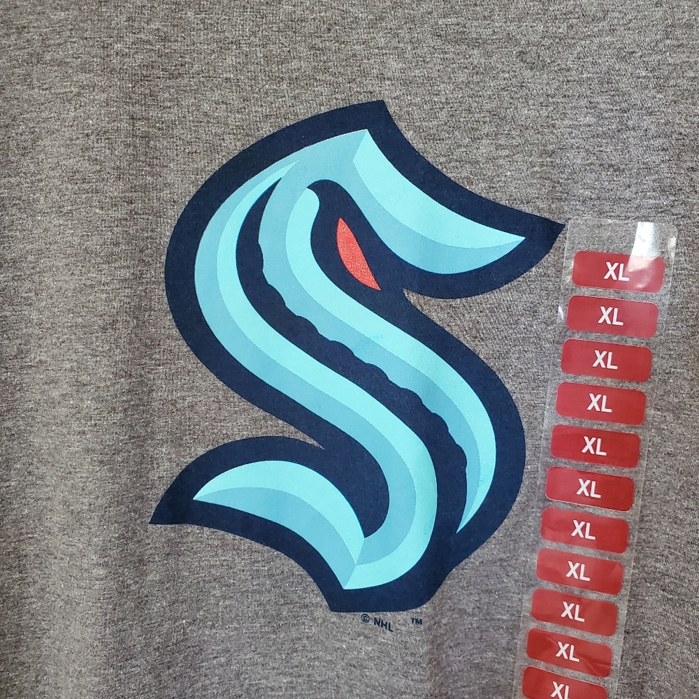 NWT XL Seattle Kraken NHL Graphic Tee